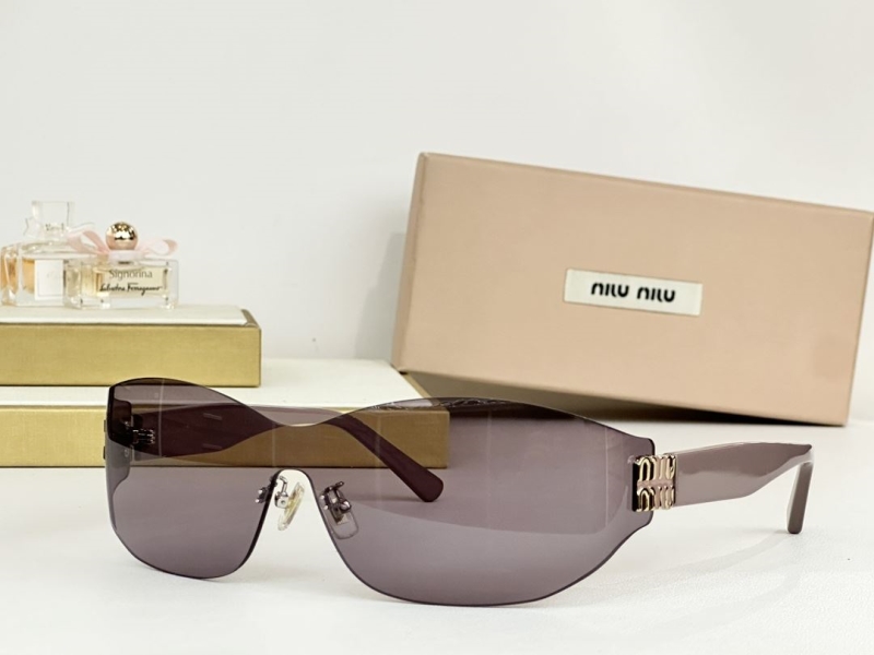 MIU MIU